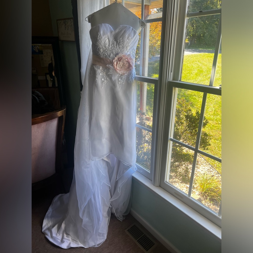 Beautiful vintage style Wedding Dress